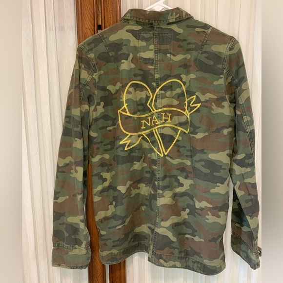 American Eagle Outfitters Green Camo Nah Embroidered Utility Shacket Jacket M - Picture 5 of 7